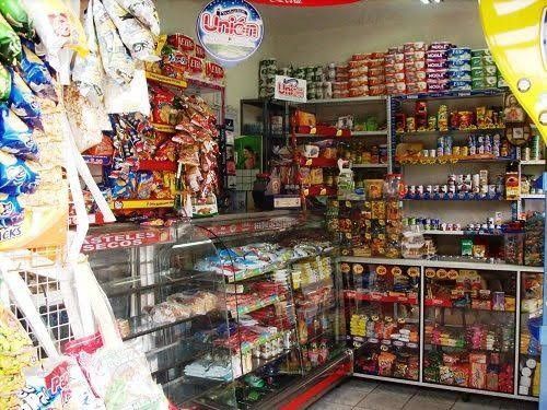 Toko grosir yang menjual berbagai kebutuhan sehari-hari secara spesialis di Indonesia